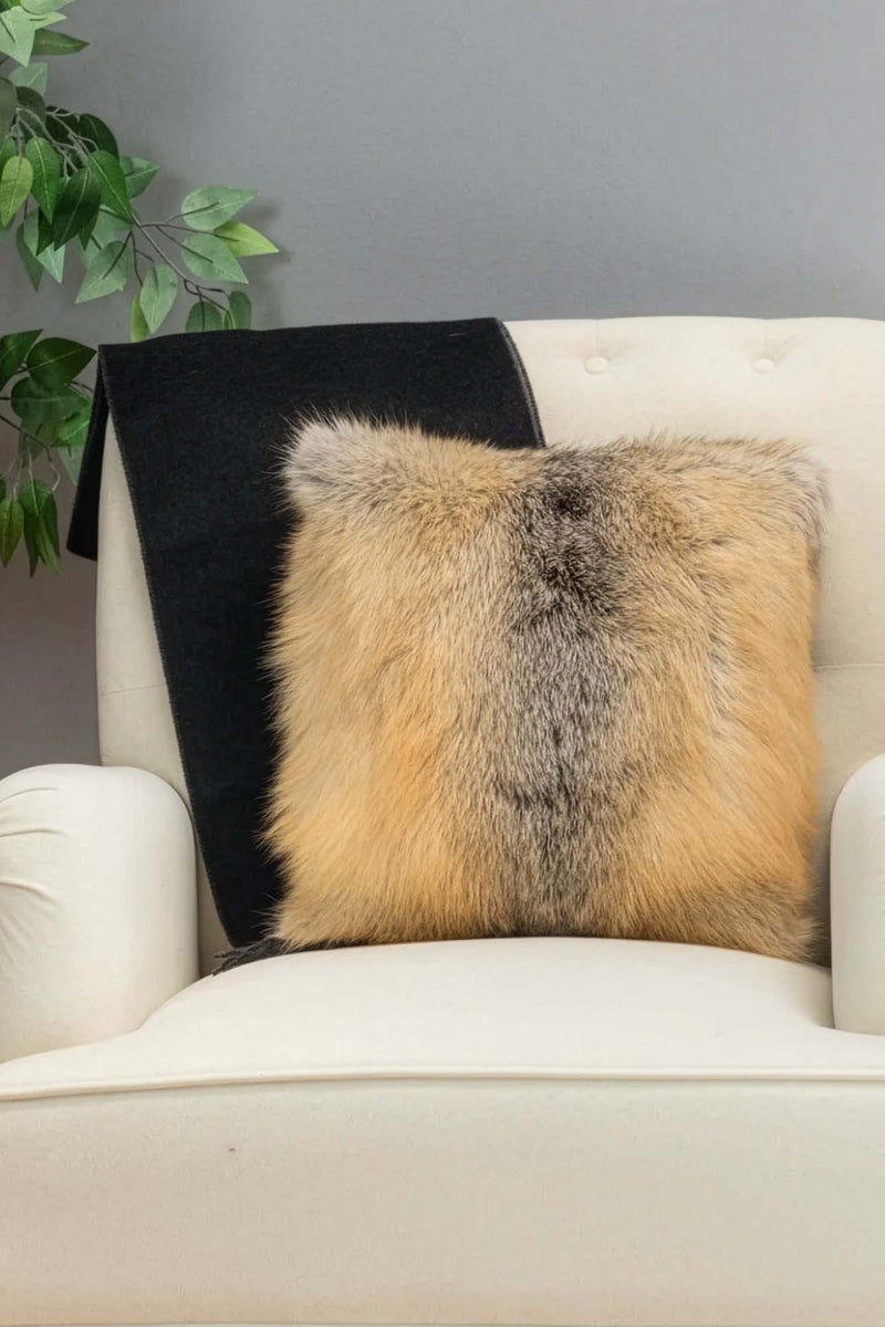 Golden Island Fox Fur Pillows – GK Furs