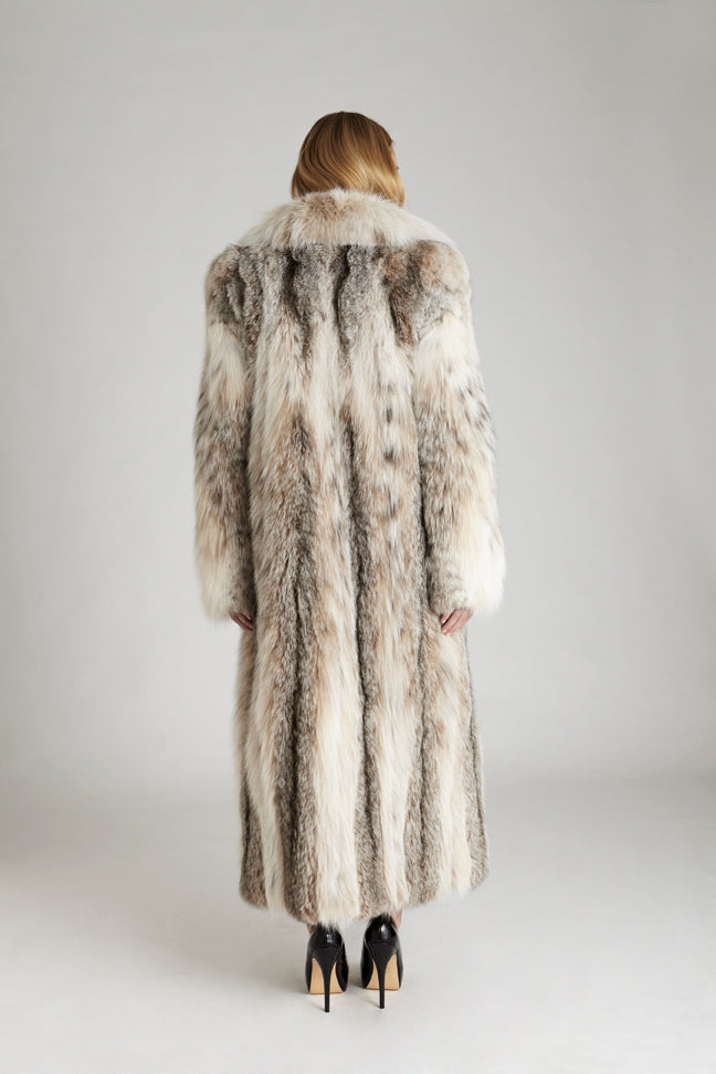 Canadian Lynx Fur Floor length Long Winter Coat backside detail