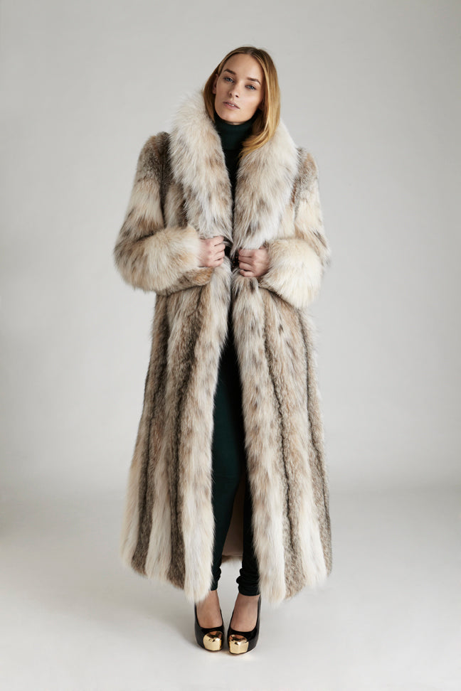Helene Canadian lynx Coat long shawl collar on model