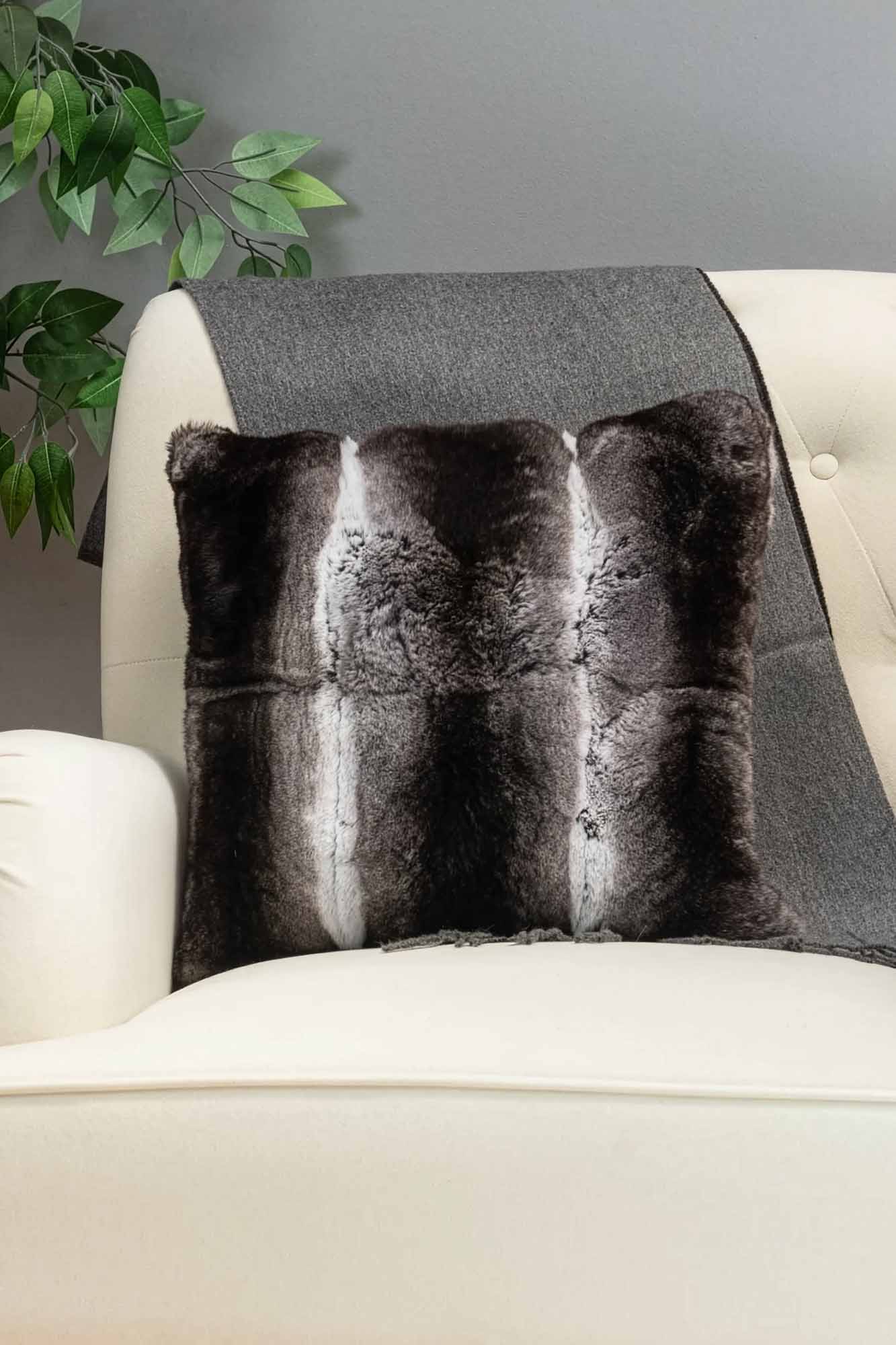 Chinchilla Fur Pillow – GK Furs
