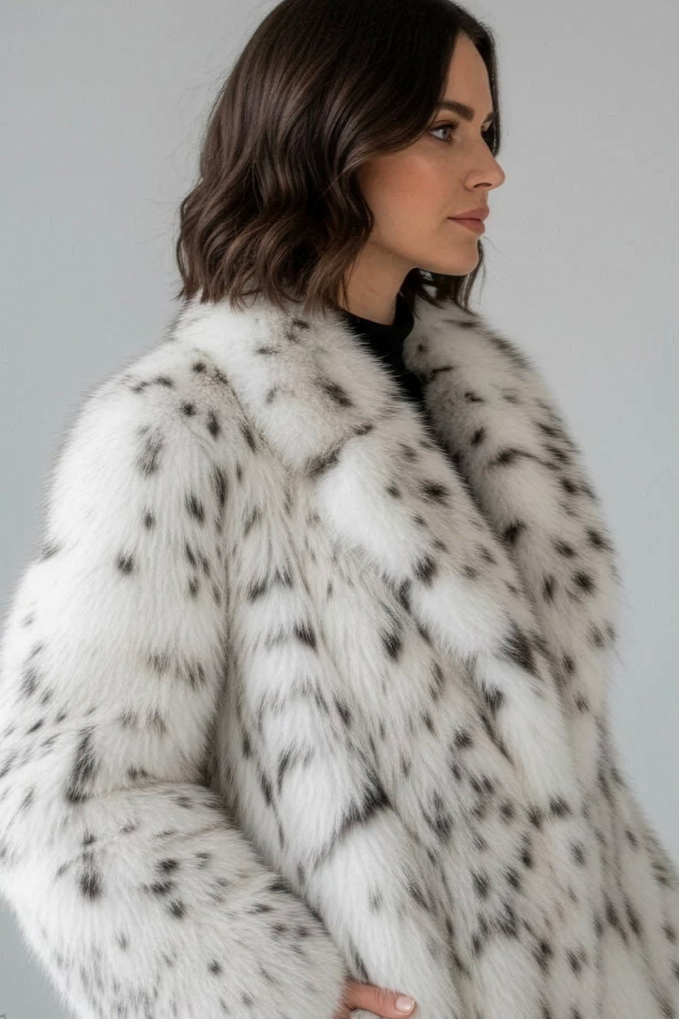 Elizabeth Lynx Belly Fur Coat – GK Furs