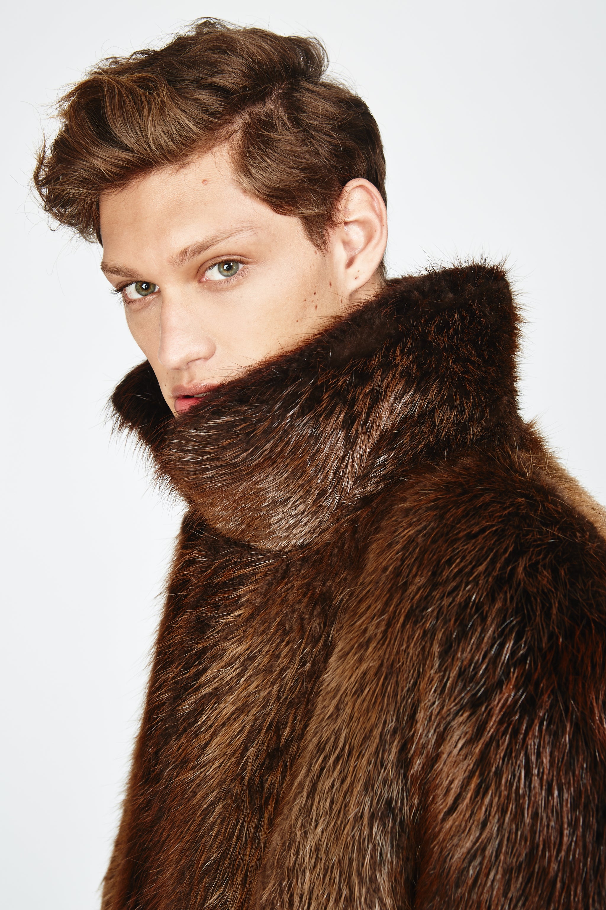 Men's Derek Beaver Fur Jacket – GK Furs