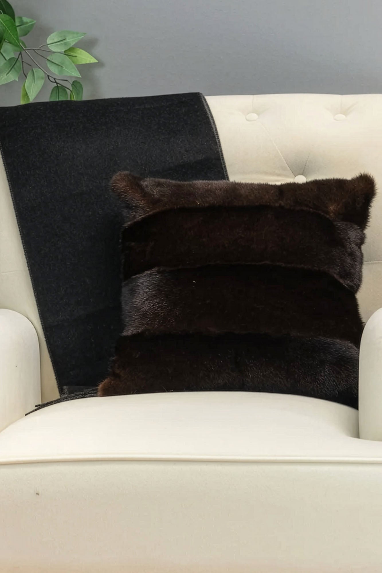 Mink Fur Pillows – GK Furs