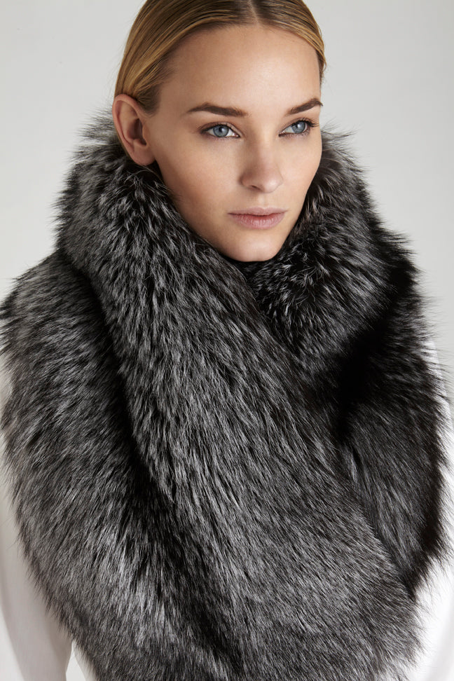 Mila Silver Fox Fur Collar – GK Furs